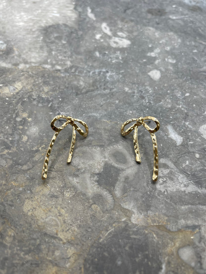 Tilde Sløjfe Ørestikker